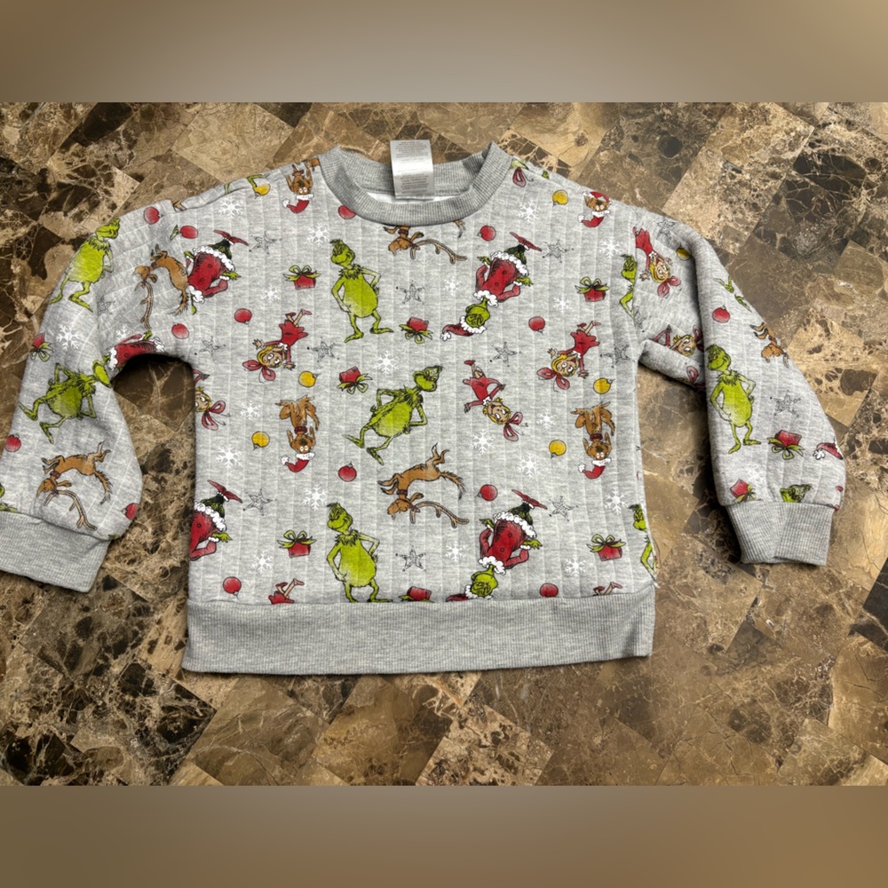 4/30$ The Grinch sweater unisex 5 years